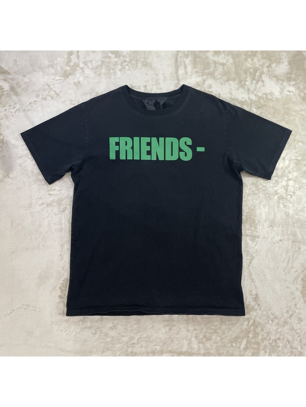 VLONE “Friends” Spellout Black/Green Tee Streetwear Short Sleeve Hip Hop Mens XL